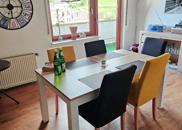 Am Lindenbaum, Ferienwohnung In Siebenbach Am Nuerburgring